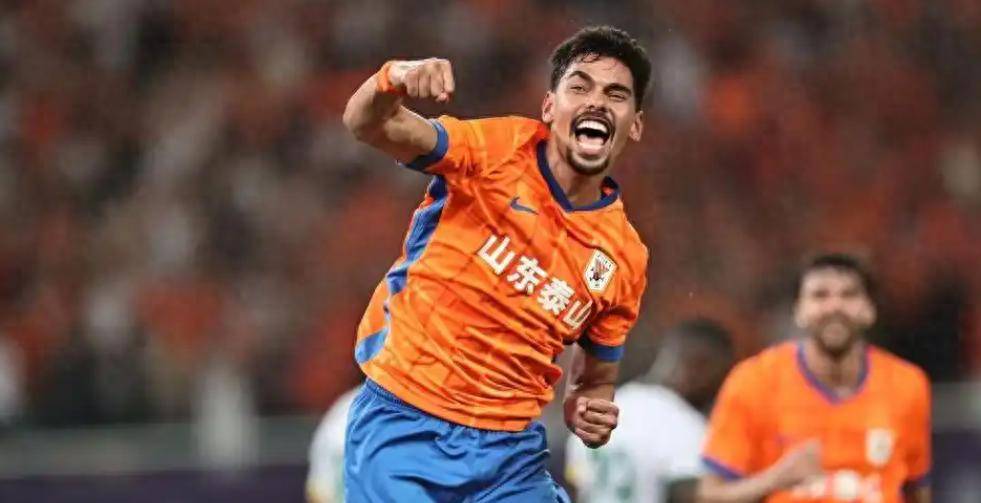 里程碑夜山东泰山豪取连胜，欧超杯清晨刷纪录，态度坚定，球队文化再被提及(鲁能泰山队队歌歌词)