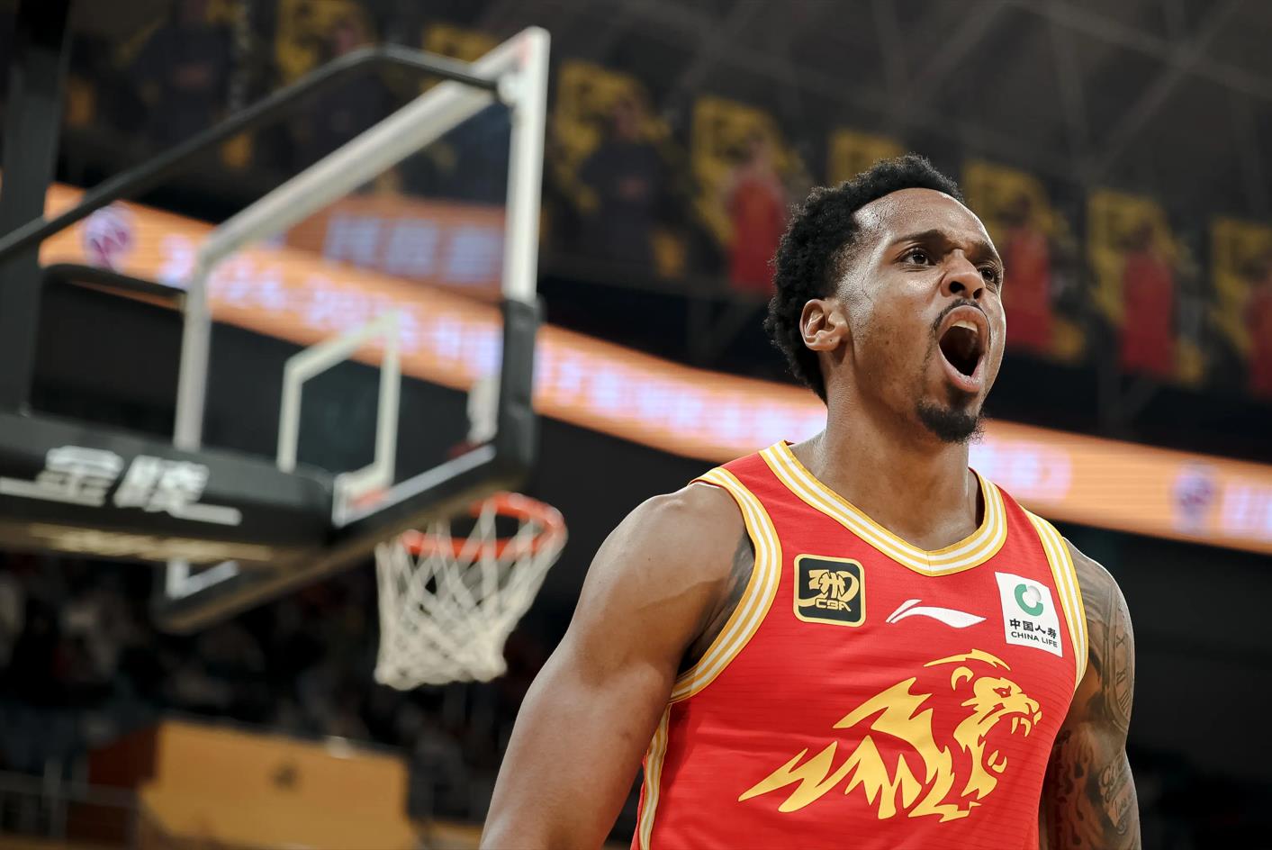 广厦男篮转会期复出首秀，志在NBA常规赛名次提升，更衣室稳定，纪律约束更严格-9体育