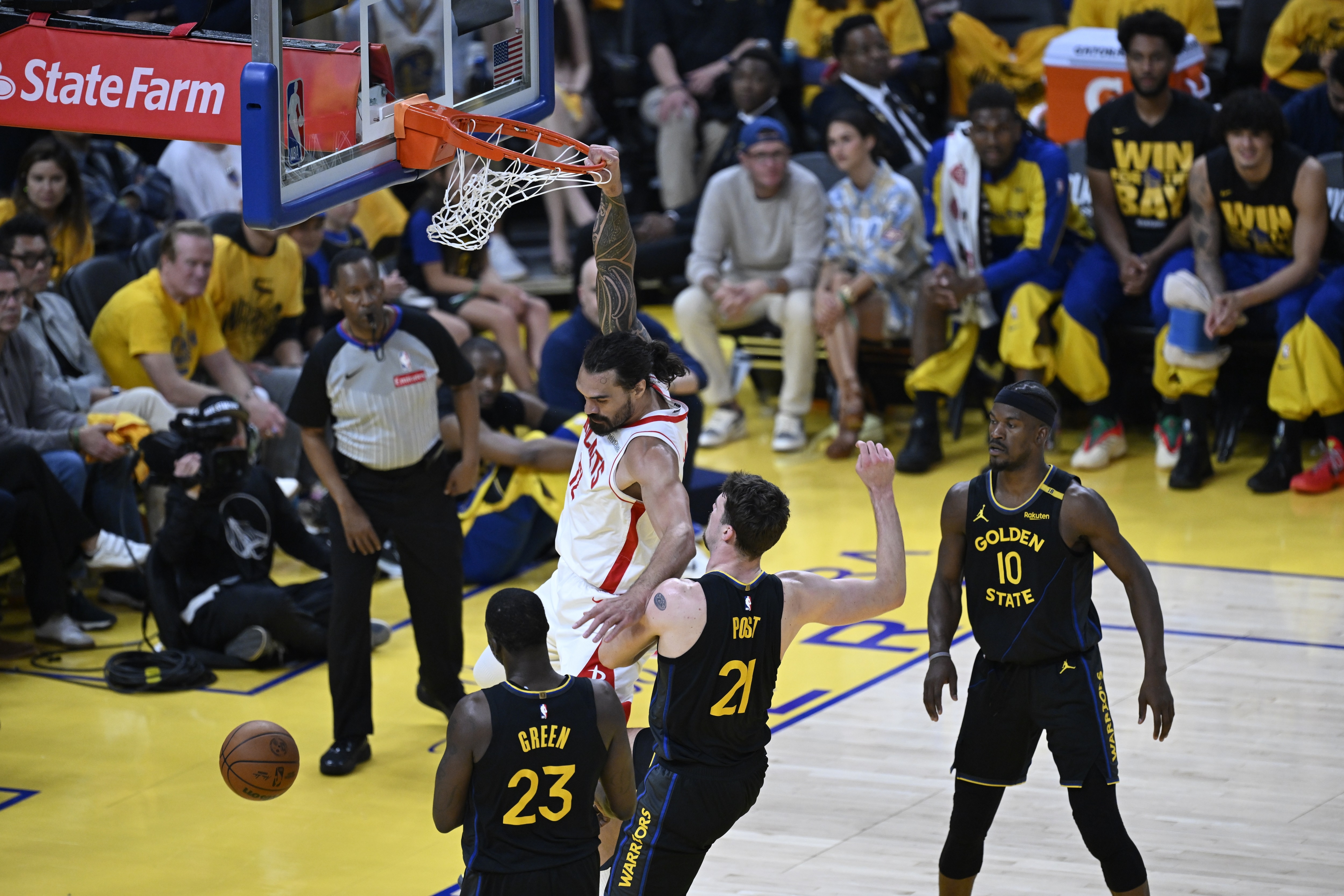 包含赛地聚焦：NBA季后赛赛后热度飙升，阿森纳绝杀压哨，底气十足，控场能力受关注的词条-九游